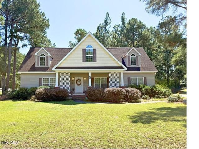 House for sale in Aberdeen, North Carolina