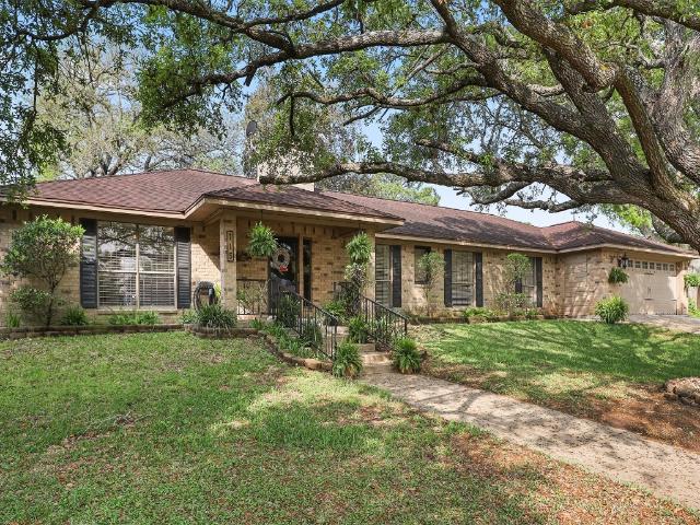 House for sale in Hitchcock, Texas