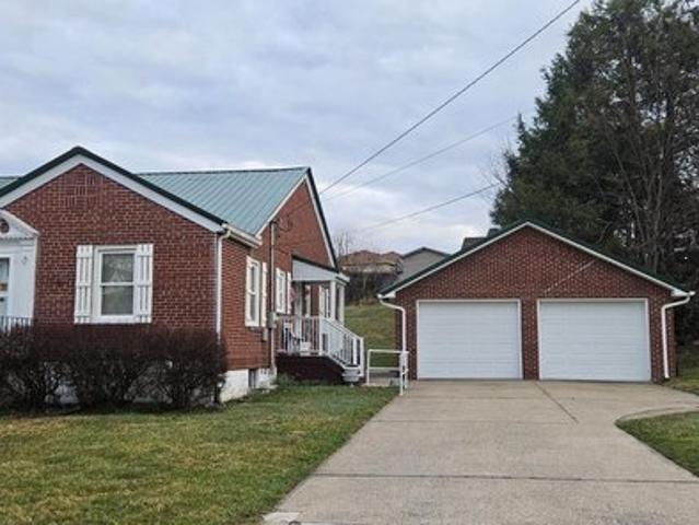 House for sale in Beckley, West Virginia