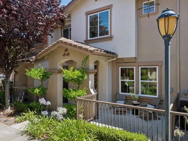Condo for sale in San Pablo, California