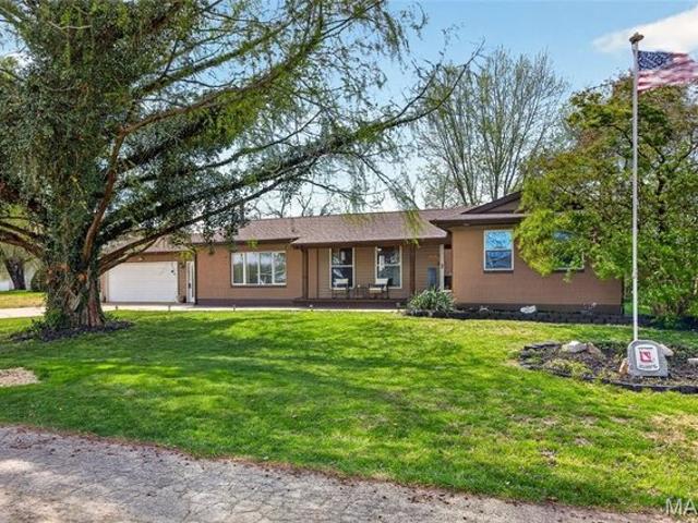 House for sale in Clarksville, Missouri