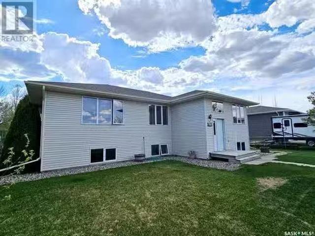 House for sale in Lampman, Saskatchewan