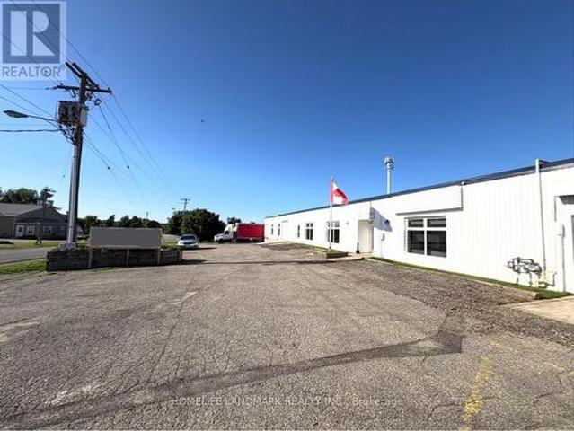 Commercial for rent in Dufferin, Ontario