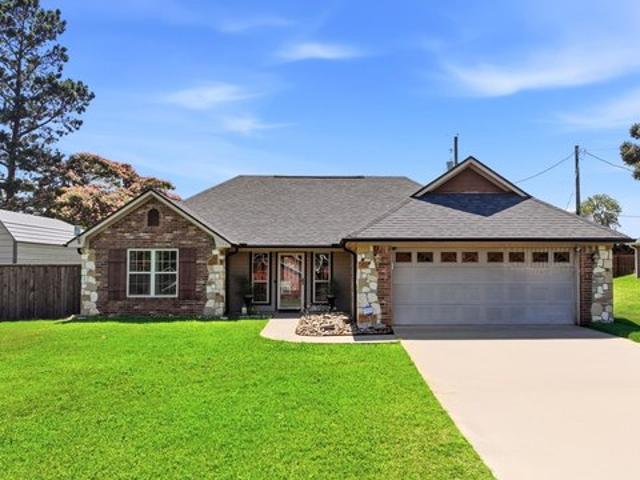 House for sale in Tatum, Texas