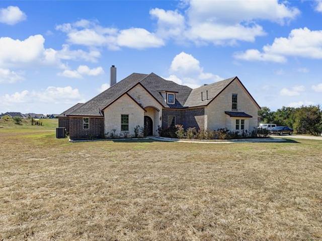 House for sale in Millsap, Parker County