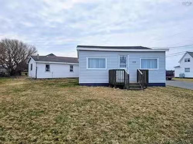 House for sale in Glace Bay, Nova Scotia