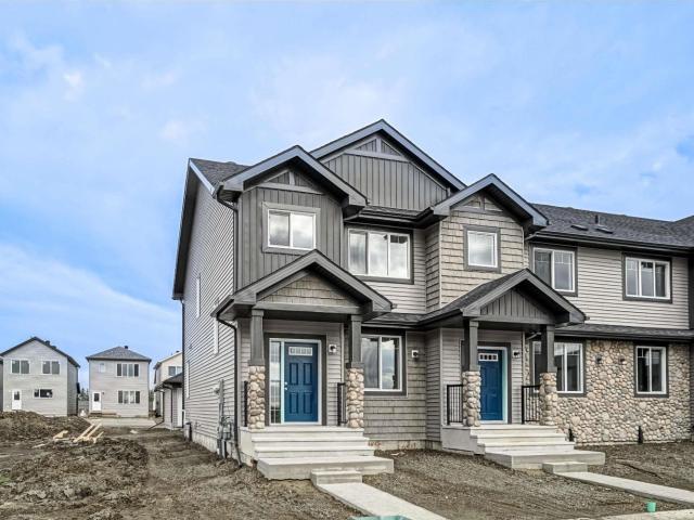Townhouse for sale in Spruce Grove, Alberta