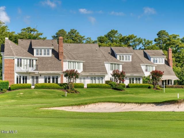 Townhouse for sale in Hertford, North Carolina