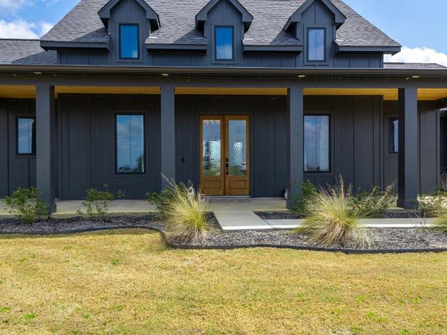 House for sale in Schulenburg, Texas