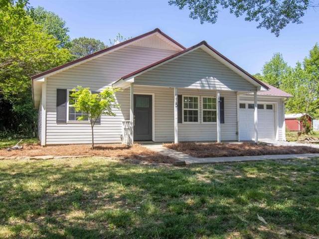 House for sale in Vinemont, Alabama