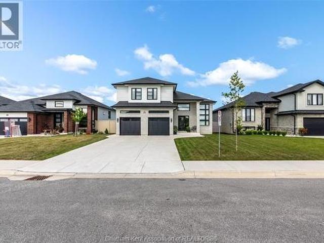 House for sale in Amherstburg, Ontario