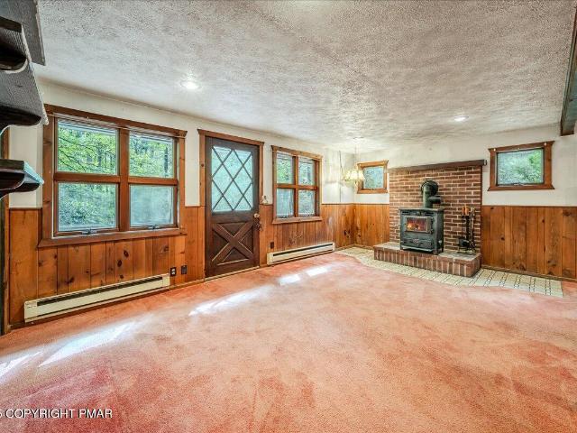 House for sale in Greentown, Pennsylvania