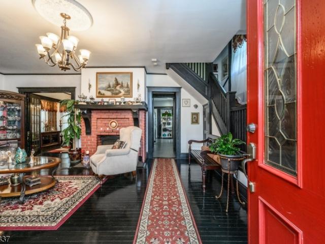 House for sale in Roselle, New Jersey