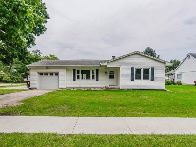 House for sale in Gridley, McLean County