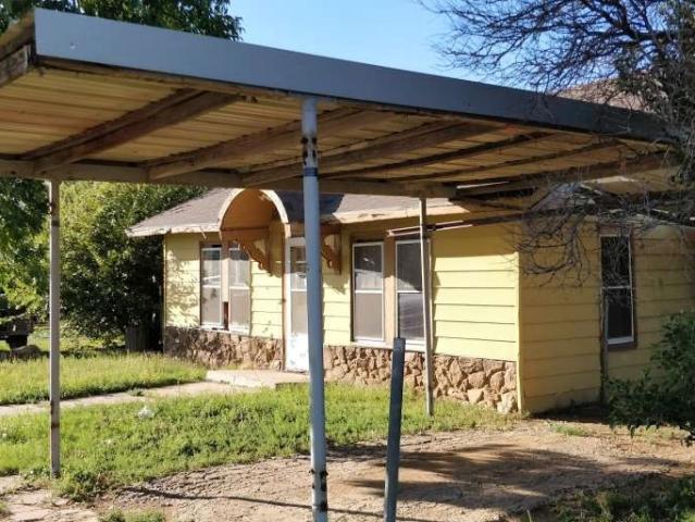 House for sale in Floyd, Texas