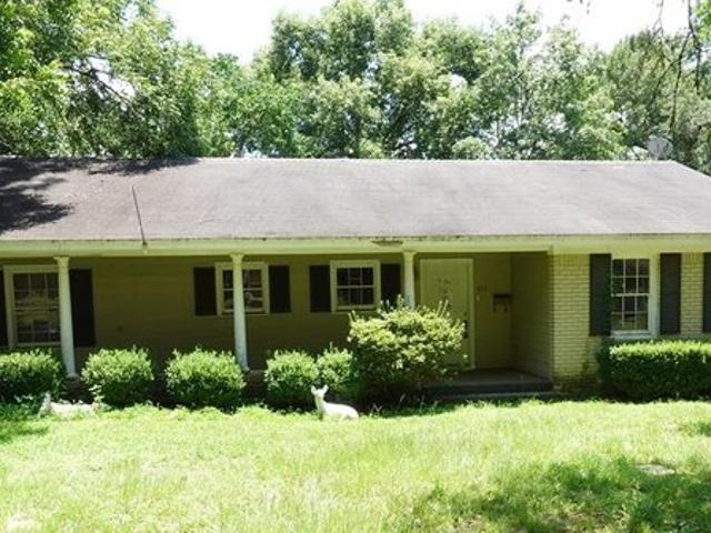 House for sale in Crockett, Texas