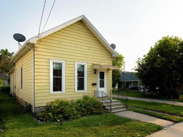 House for sale in Oshkosh, Wisconsin