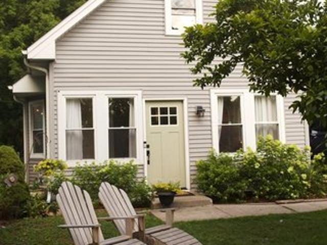House for sale in Mchenry, Illinois