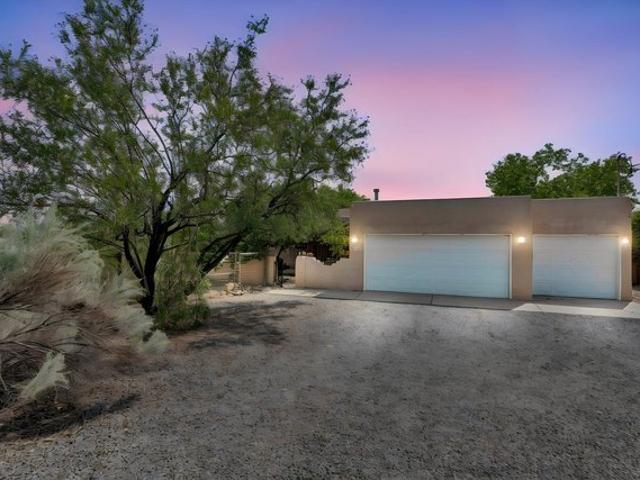 House for sale in Corrales, New Mexico
