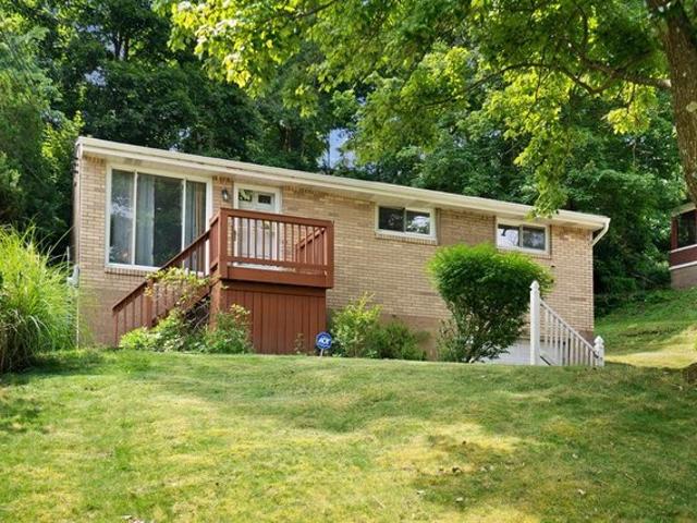 House for sale in Pittsburg, Pennsylvania