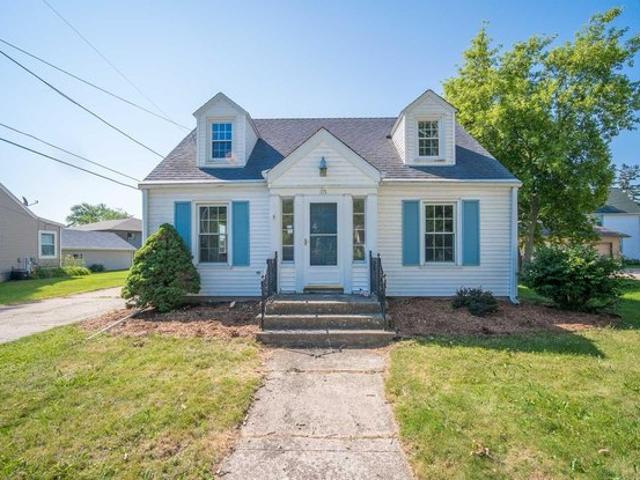House for sale in Kewaskum, Wisconsin