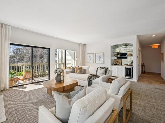 Condo for sale in Mill Valley, California