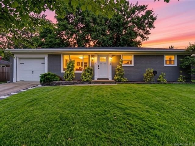 House for sale in New Albany, Indiana