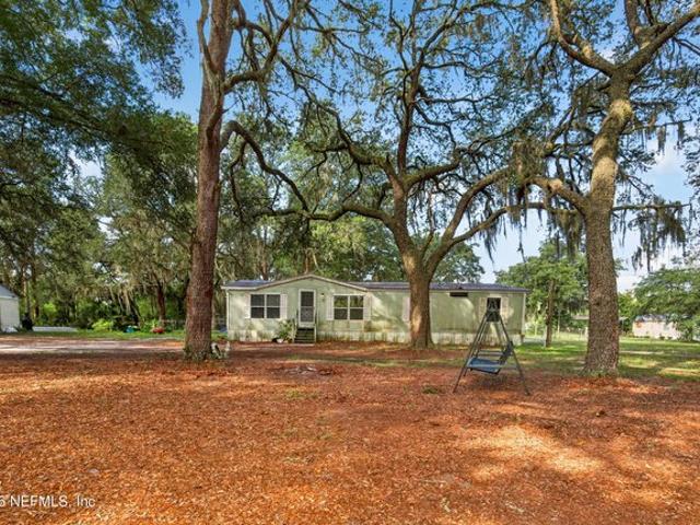 House for sale in Crescent City, Florida