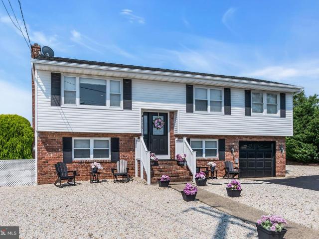 House for sale in Waretown, New Jersey