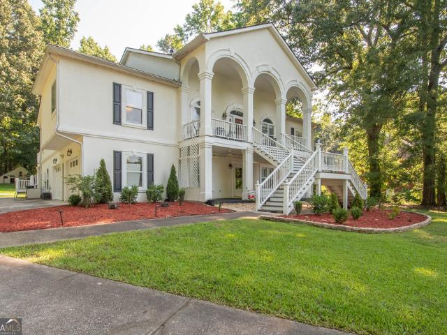 House for sale in Sharpsburg, Georgia
