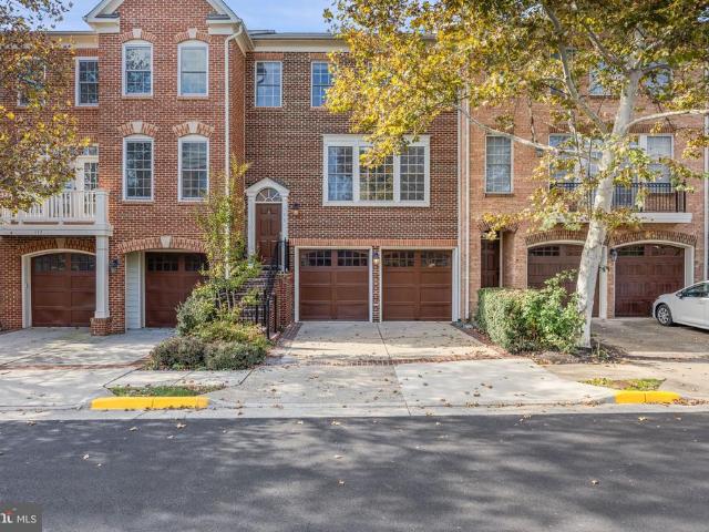 Townhouse for sale in Herndon, Fairfax County