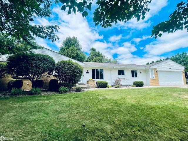 House for sale in Oskaloosa, Mahaska County