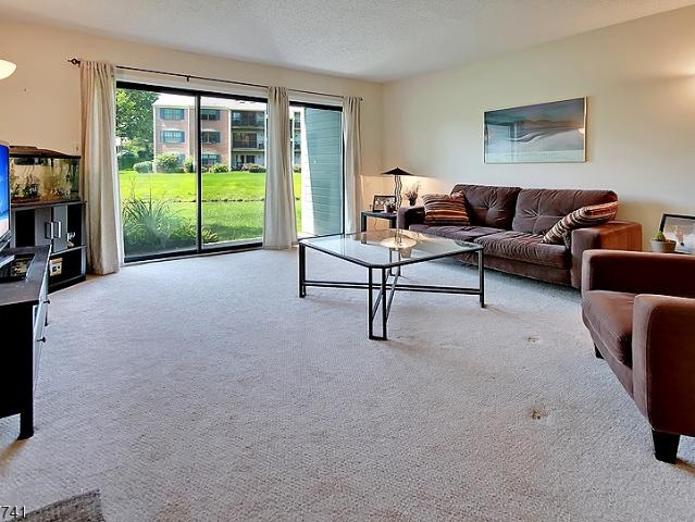 Property for rent in Liberty Corner, New Jersey