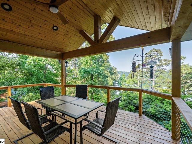 House for sale in West Union, South Carolina