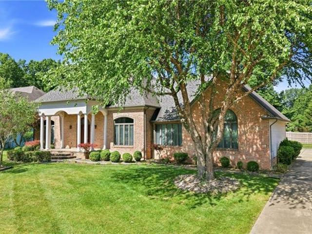 House for sale in Canfield, Ohio