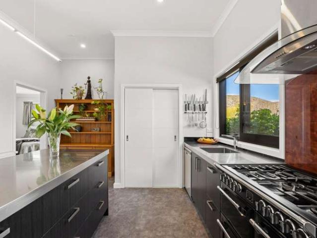 House for sale in Otakou