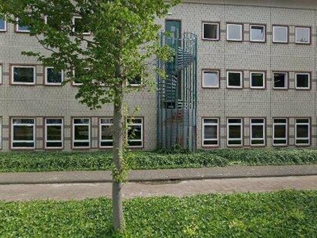 Bedrijfspand te huur in Beukenhorst-Oost, Hoofddorp