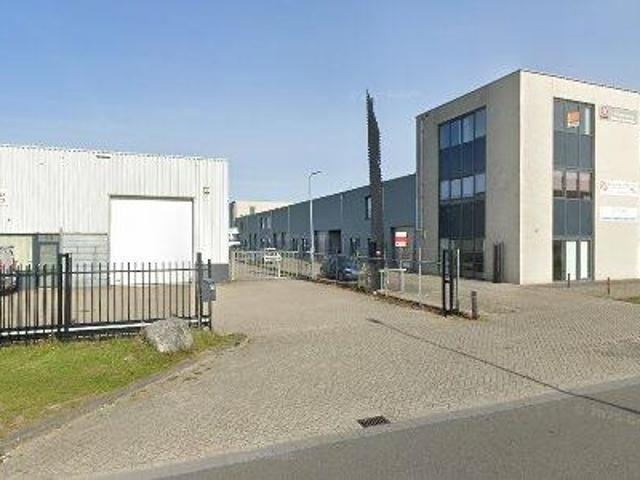 Bedrijfspand te huur in Vossenberg, Tilburg