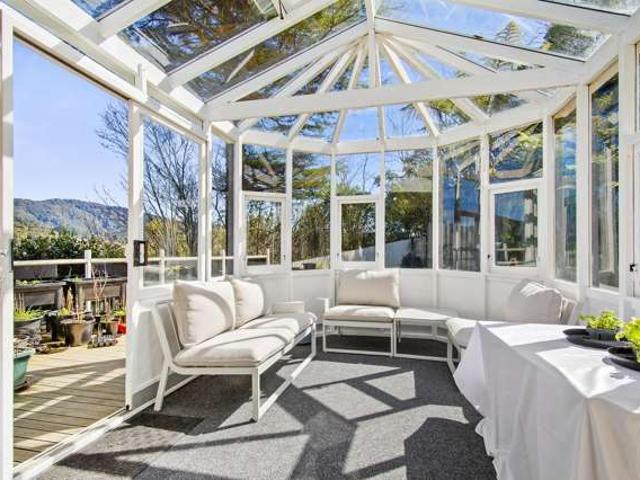 House for sale in Days Bay, Wellington