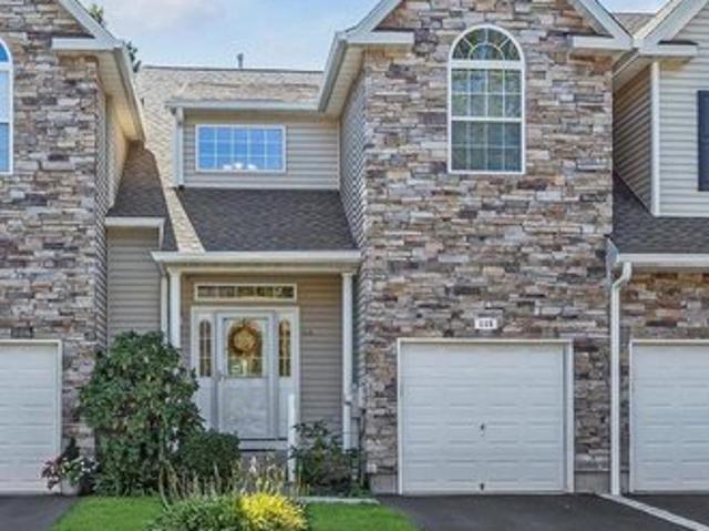 Condo for sale in Kings Park, Town of Smithtown