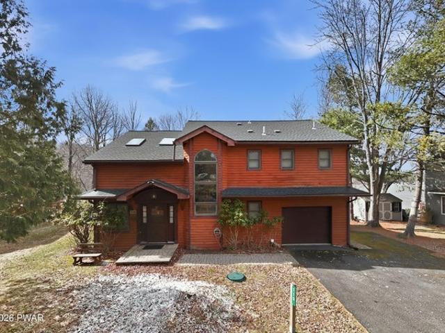 House for sale in Canadensis, Pennsylvania