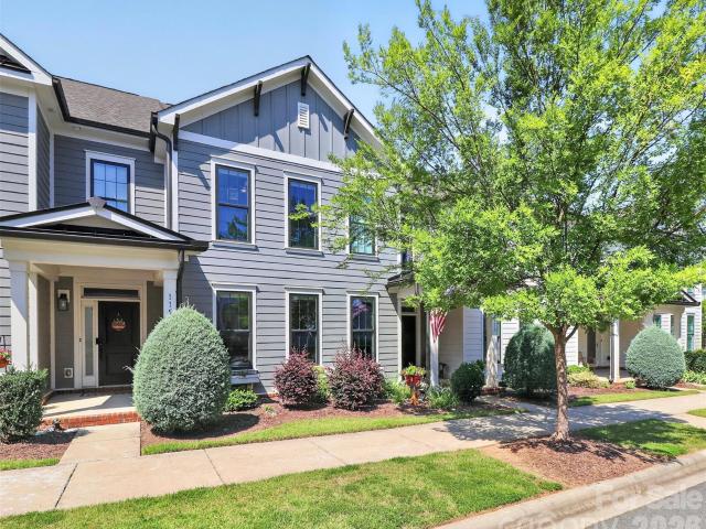 Townhouse for sale in Mooresville, North Carolina