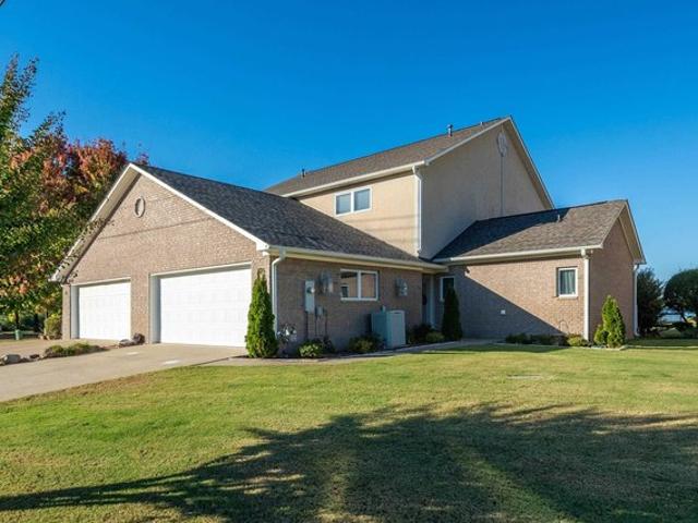 Townhouse for sale in Ark
