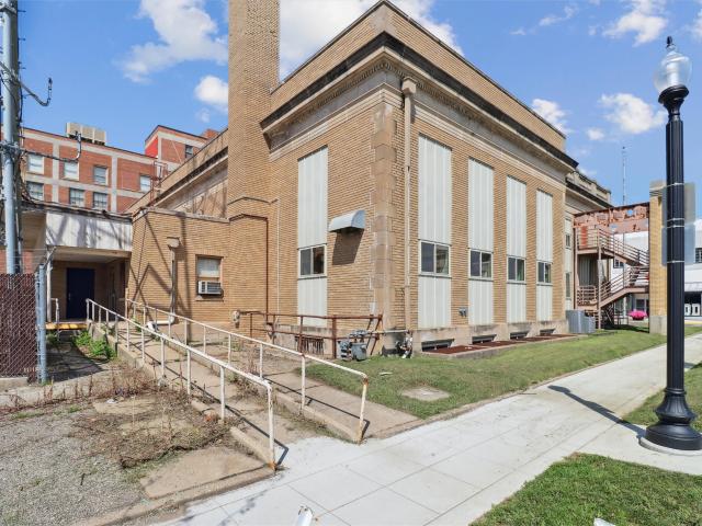 Commercial for sale in Newton, Iowa