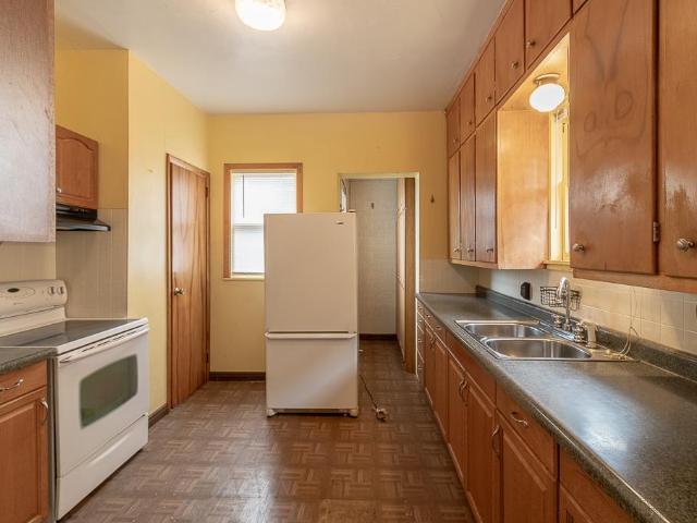 House for sale in Le Center, Minnesota