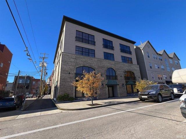 Condo for sale in Bloomington Of Minnesota, Indiana