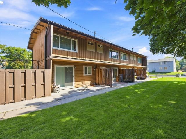 House for sale in Madras, Jefferson County
