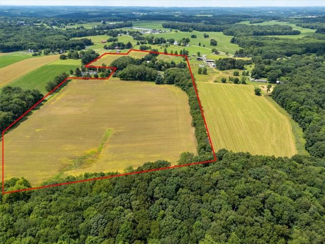 Farm for sale in Renfrew