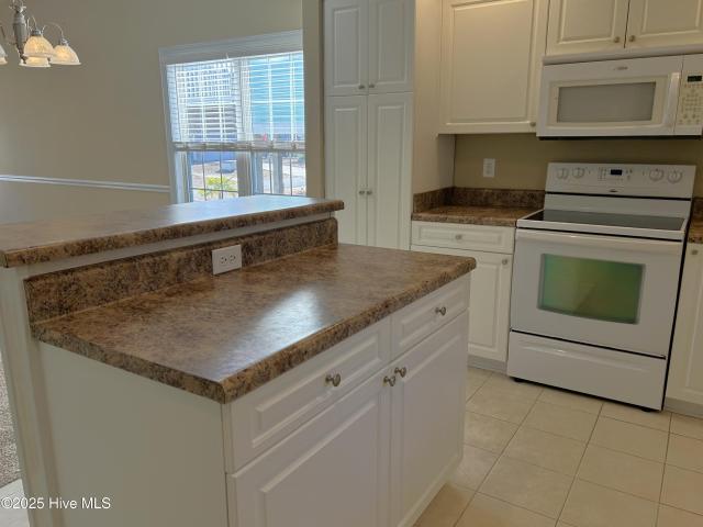 House for sale in Oak Island, North Carolina