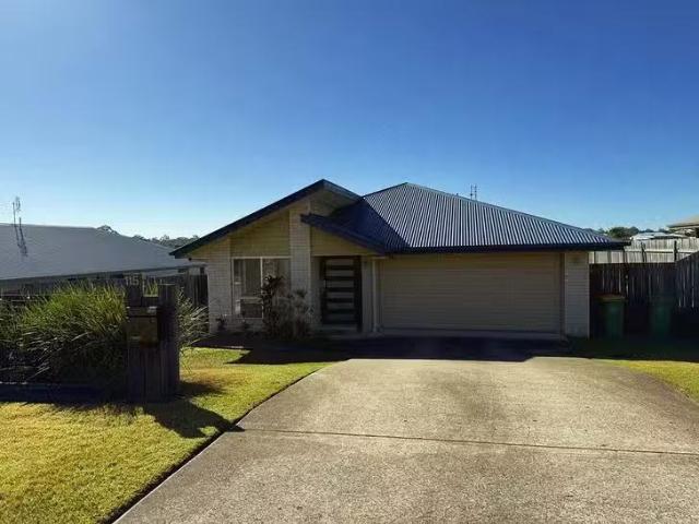 House for rent in Great Sandy Strait, Queensland